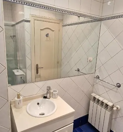 Apartment La Buhardilla De La Escalerona - 2 Hab - Vut-4354-as